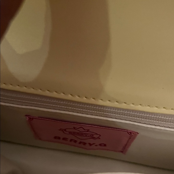 Yellow Bow Accent Women's Bag. BERRY.Q - Picture 4 of 5